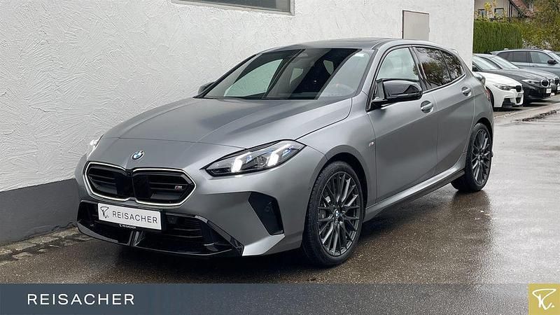 Neu BMW M135 Performance 300 PS (220 kW) 2025 Grau Kleinwagen