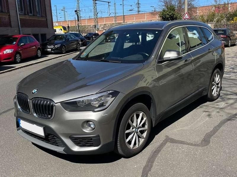 Usata BMW X1 143 CV (105 kW) 2016 Oro SUV