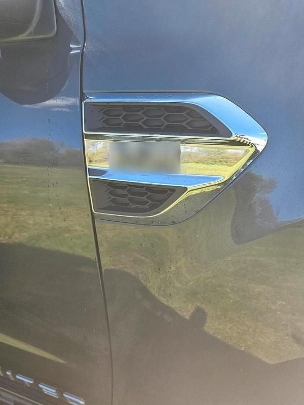 Używany Ford Ranger Limited 200 KM (147 kW) 2017 Szary Pickup