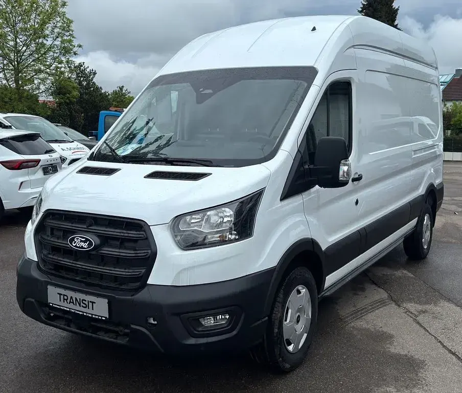Nowe Ford Transit 165 KM (121 kW) 2026 Biały Minivan