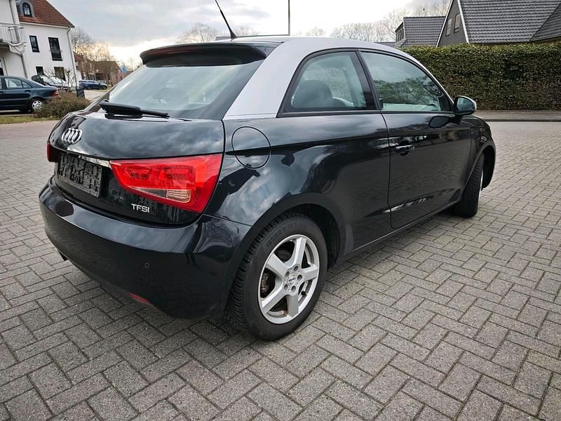 Gebraucht Audi A1 Comfort 122 PS (89 kW) 2012 Schwarz Kleinwagen
