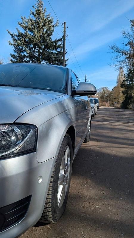 Gebraucht Audi A3 125 PS (91 kW) 2010 Silber Kleinwagen