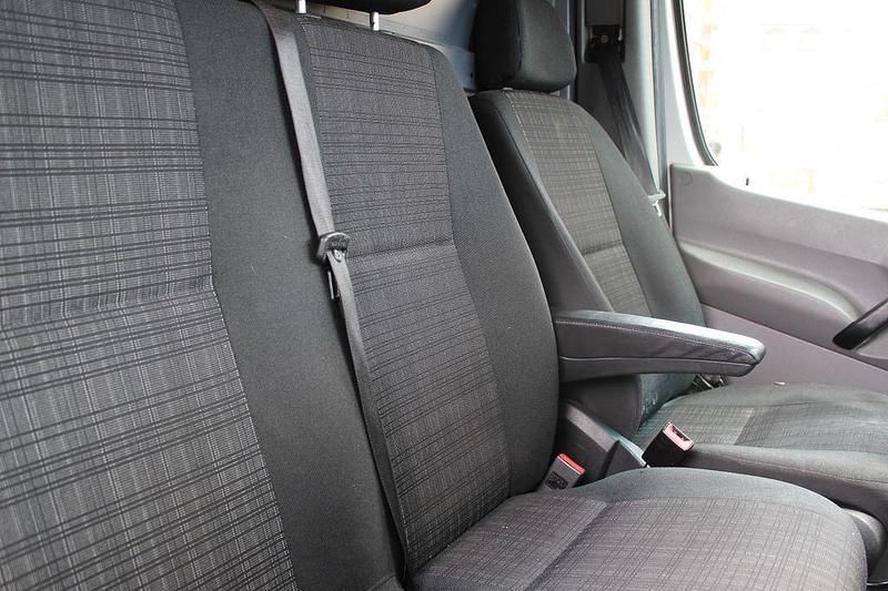 Gebraucht Mercedes Sprinter 163 PS (119 kW) 2017 Weiß Van