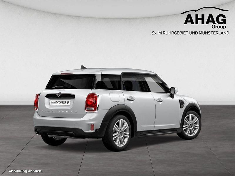 Gebraucht Mini Cooper D 150 PS (110 kW) 2019 Weiß Kleinwagen