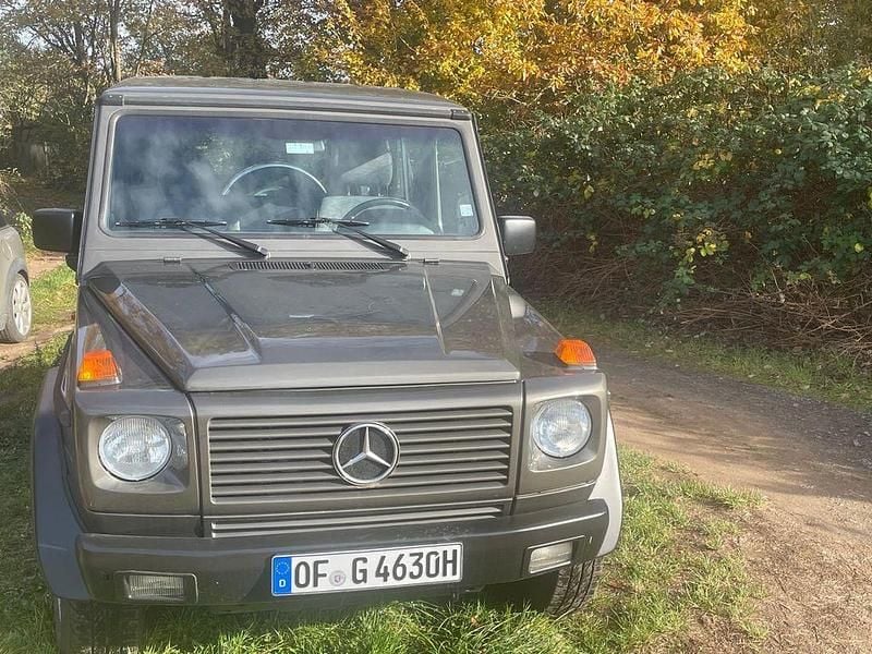 Grau Gebraucht 1992 Mercedes G230 SUV | 22.800 € - Bild 1/4