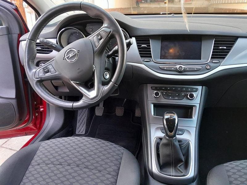 Gebraucht Opel Astra Edition 131 PS (96 kW) 2022 Rot Kombi