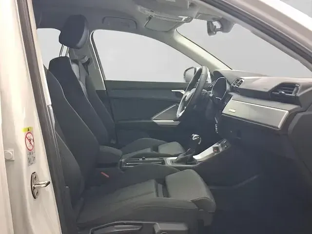 Gebraucht Audi Q3 Comfort 150 PS (110 kW) 2026 Gletscherweiß metallic SUV