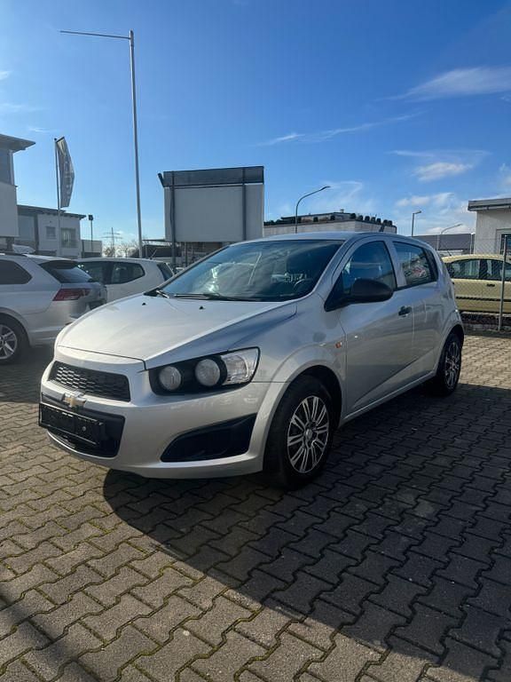 Silber Gebraucht 2013 Chevrolet Aveo LS Kleinwagen | 3.990 € (Guter Preis) - Bild 1/4