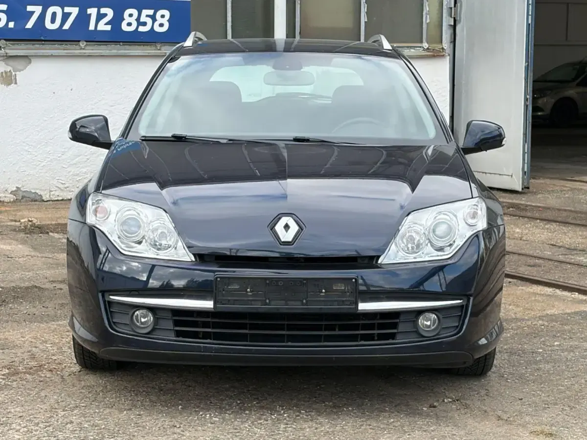 Gebraucht Renault Laguna III 140 PS (102 kW) 2008 Blau Limousine