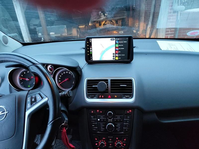 Gebraucht Opel Meriva 120 PS (88 kW) 2011 Schwarz Van / Kleinbus