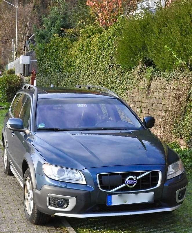 Gebraucht Volvo XC70 Summum 185 PS (136 kW) 2007 Blau Kombi