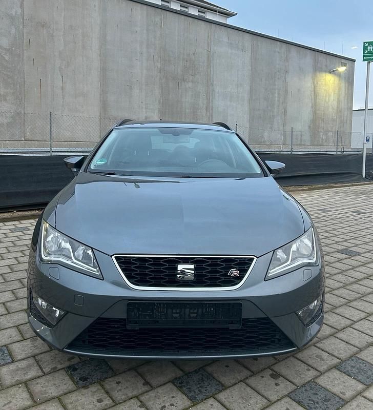 Second-hand Seat Leon 150 CP (110 kW) 2015 Gri Break