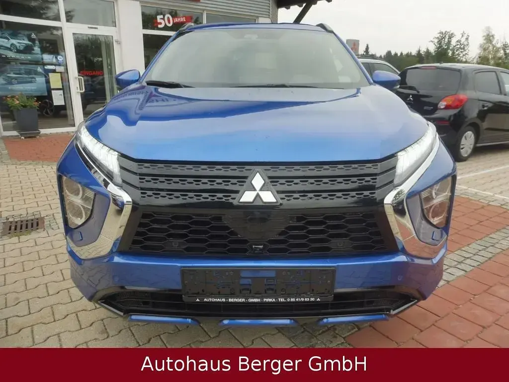 Gebraucht Mitsubishi Eclipse Cross Plus 98 PS (72 kW) 2025 Blau SUV