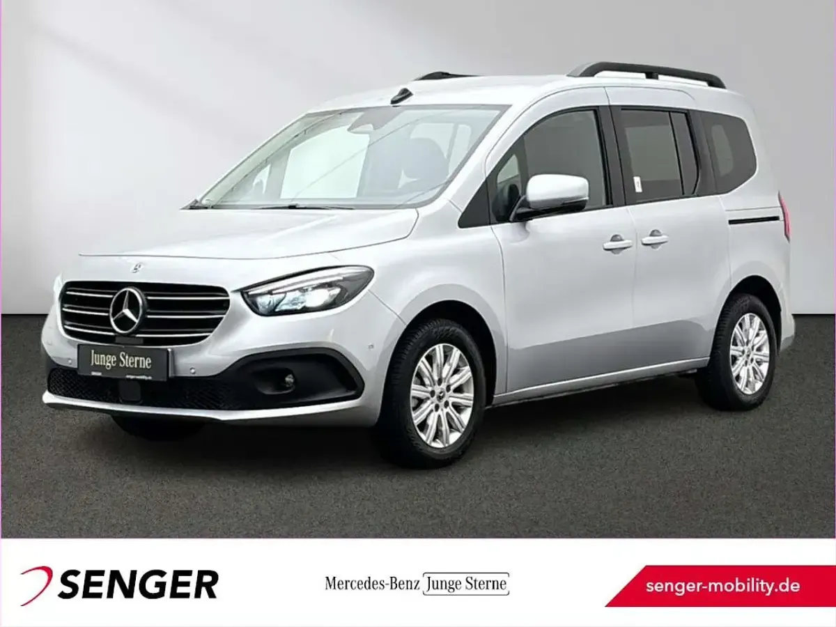 Gebraucht Mercedes T180 Progressive 116 PS (85 kW) 2024 Van / Kleinbus
