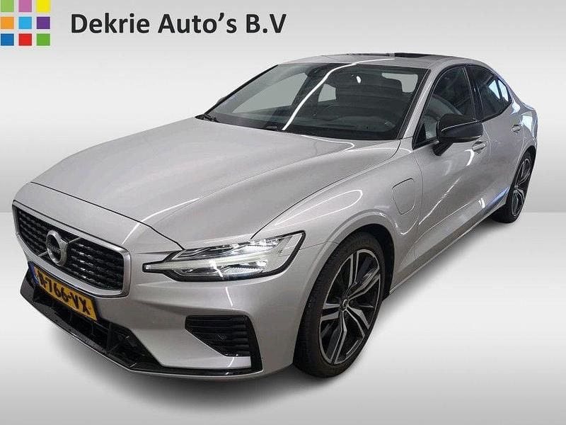 Grau Gebraucht 2020 Volvo S60 R-Design Limousine | 30.300 € (Fairer Preis) - Bild 1/1