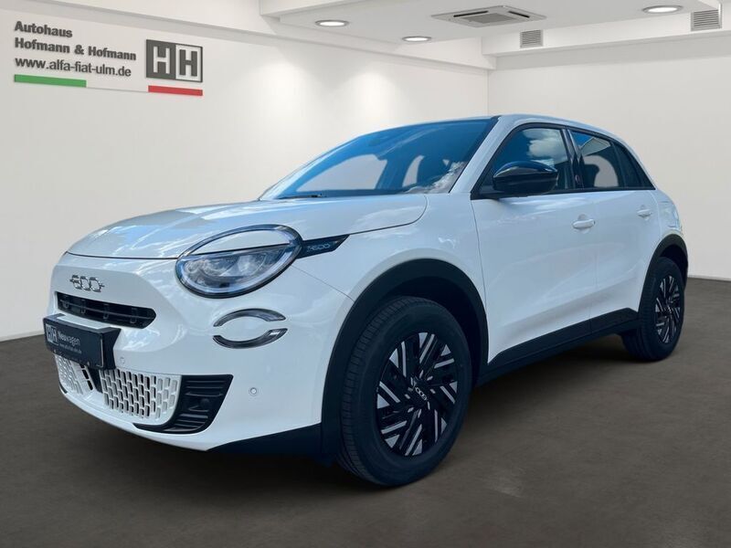 Weiß Neu 2025 Fiat 600E Red Limousine | 39.780 € - Bild 1/4