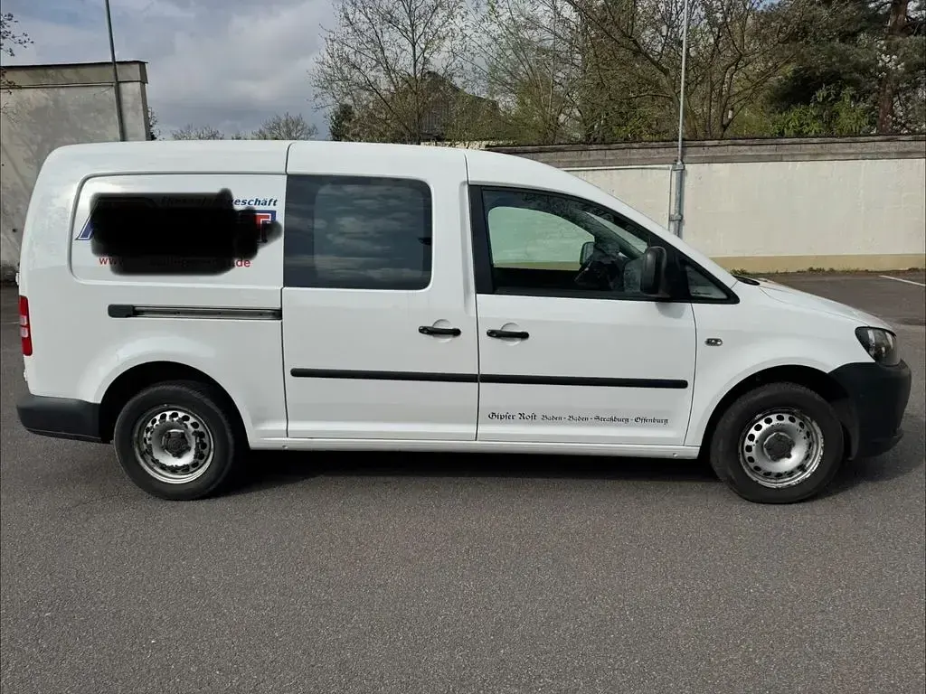 Gebraucht VW Caddy 102 PS (75 kW) 2012 Weiß Van / Kleinbus