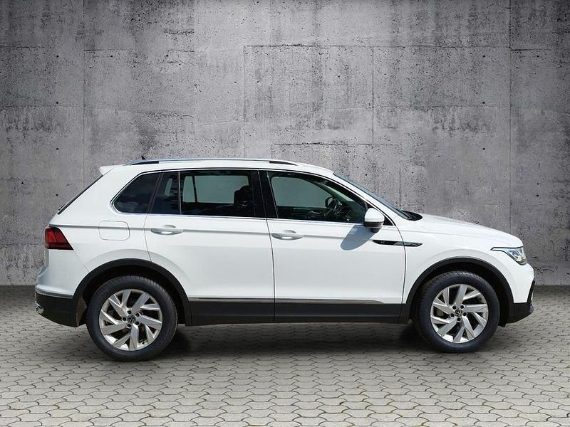 Gebraucht VW Tiguan Elegance 200 PS (147 kW) 2020 Pure white SUV