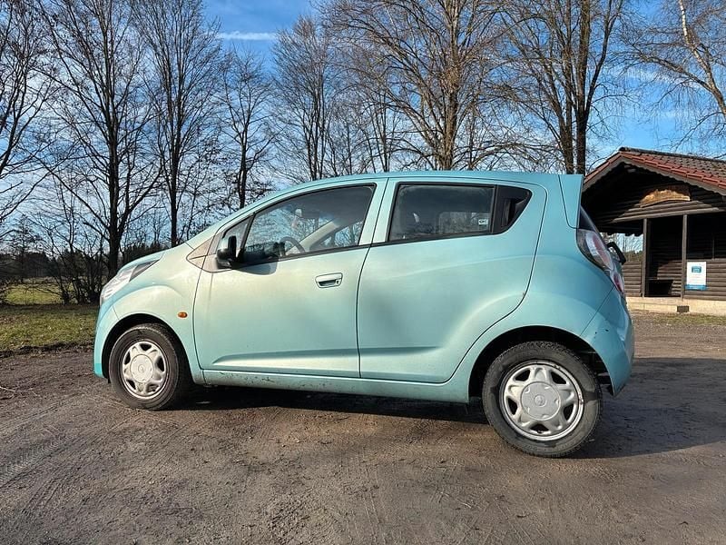 Blau Gebraucht 2010 Chevrolet Spark LS Kleinwagen | 1.150 € (Superpreis) - Bild 1/4