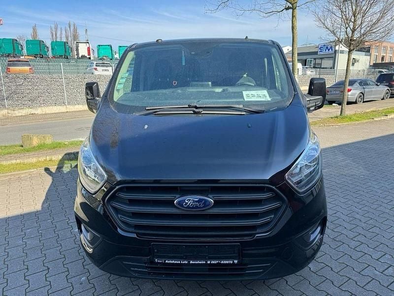 Gebraucht Ford Transit 131 PS (96 kW) 2018 Schwarz Van / Kleinbus