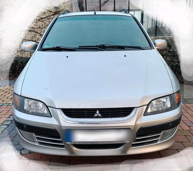 Silber Gebraucht 2004 Mitsubishi Space Star Kombi | 1.840 € (Fairer Preis) - Bild 1/4
