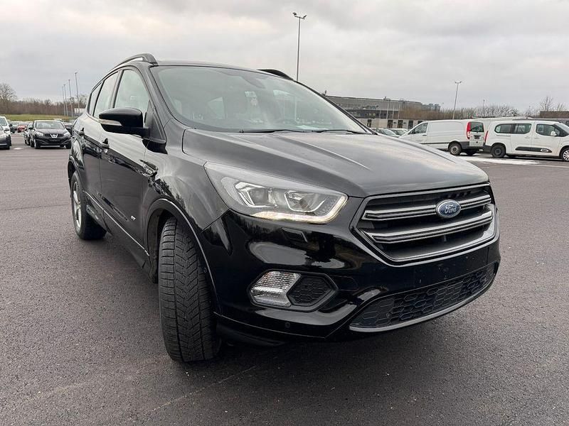 Gebraucht Ford Kuga ST-Line 179 PS (131 kW) 2017 Schwarz SUV