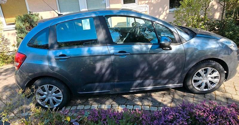 Gebraucht Citroën C3 95 PS (69 kW) 2011 Grau Kleinwagen