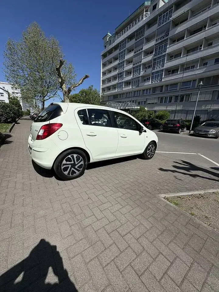 Gebraucht Opel Corsa Active 95 PS (69 kW) 2013 Kleinwagen