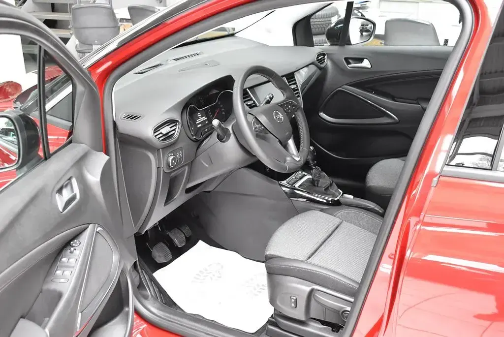 Gebraucht Opel Crossland Elegance 110 PS (80 kW) 2023 Rot kardio rot met. SUV