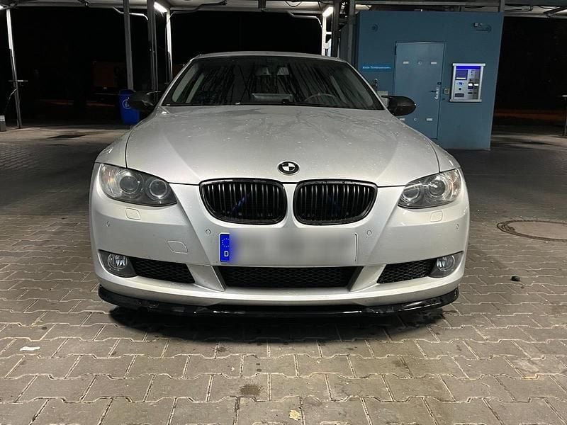 Silber Gebraucht 2006 BMW 325 Coupé | 4.500 € (Superpreis) - Bild 1/4