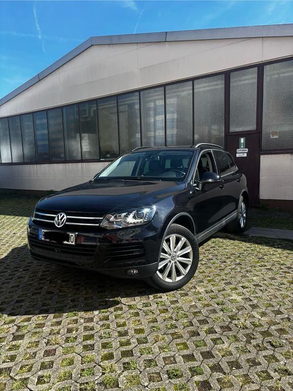 Schwarz Gebraucht 2012 VW Touareg SUV | 15.999 € (Fairer Preis) - Bild 1/4