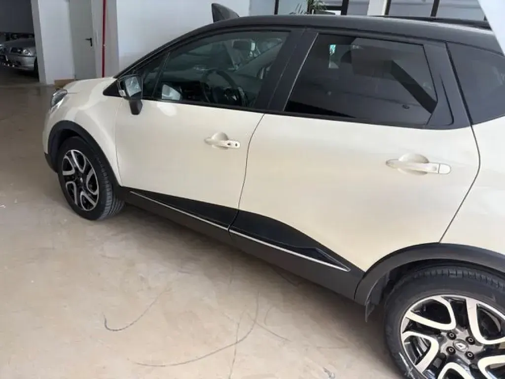 Occasion Renault Captur Dynamique 90 ch (66 kW) 2014 Blanc SUV