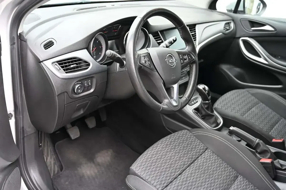 Gebraucht Opel Astra Edition 110 PS (80 kW) 2018 Other Kombi
