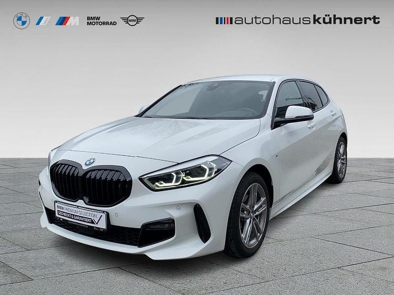 Alpinweiss iii Gebraucht 2024 BMW 116 M Sport Kleinwagen | 24.585 € (Fairer Preis) - Bild 1/4