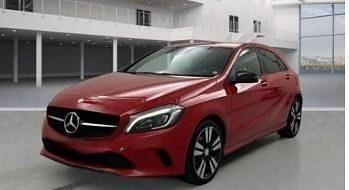 Jupiterrot Gebraucht 2017 Mercedes A200 Night Limousine | 21.450 € (Etwas zu teuer) - Bild 1/4