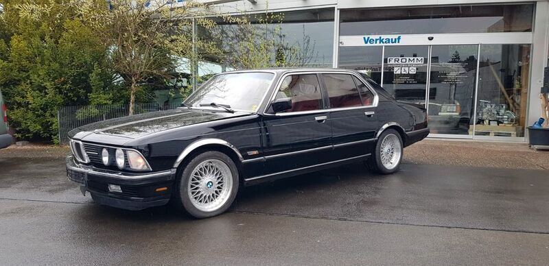Gebraucht BMW 735 218 PS (160 kW) 1985 Schwarz metallic Limousine