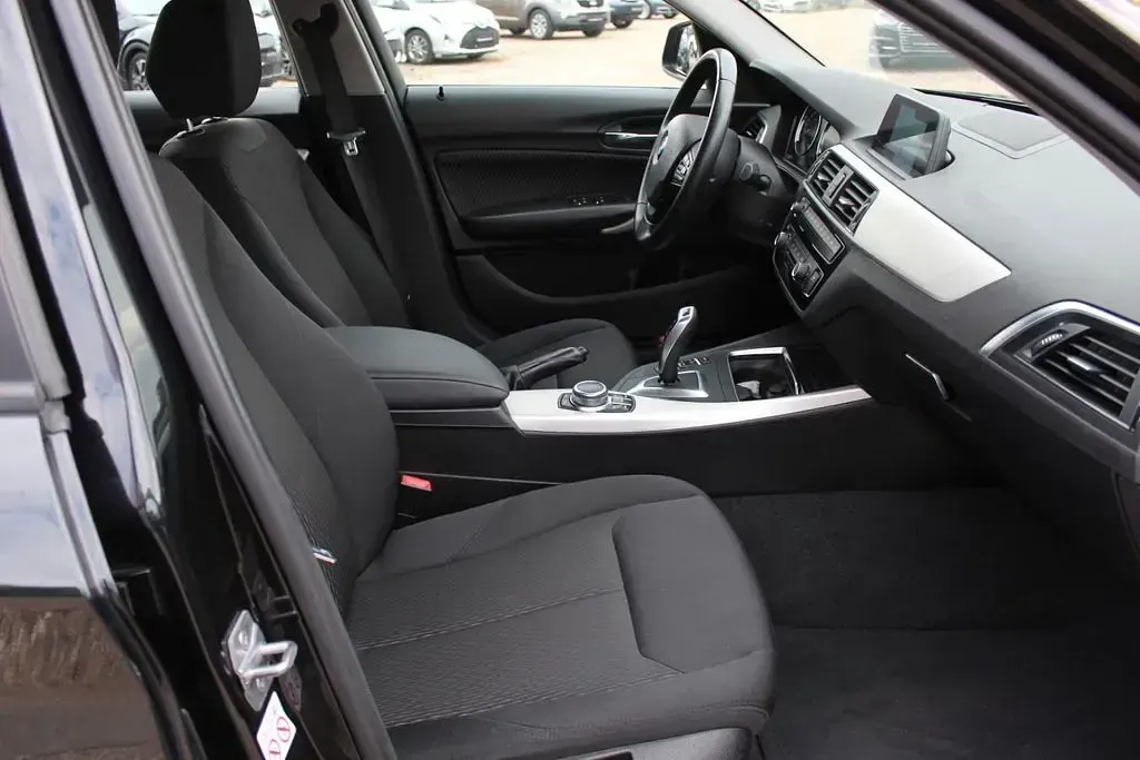 Gebraucht BMW 116 Performance 116 PS (85 kW) 2018 Black sapphire metallic Kleinwagen