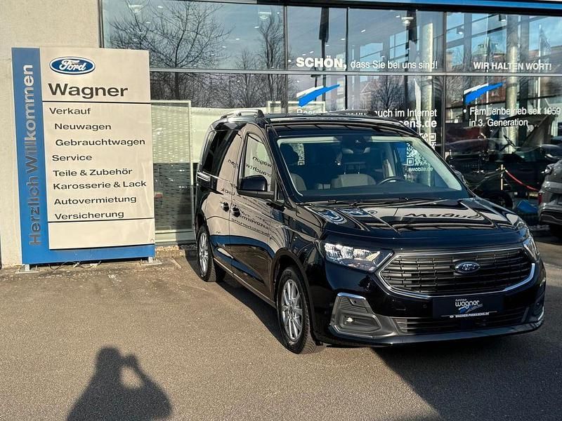 Gebraucht Ford Tourneo Connect Titanium 114 PS (83 kW) 2023 Schwarz Van / Kleinbus