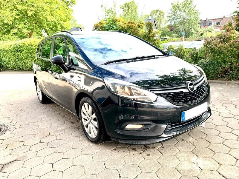 Schwarz Gebraucht 2017 Opel Zafira Van / Kleinbus | 5.888 € (Superpreis) - Bild 1/4