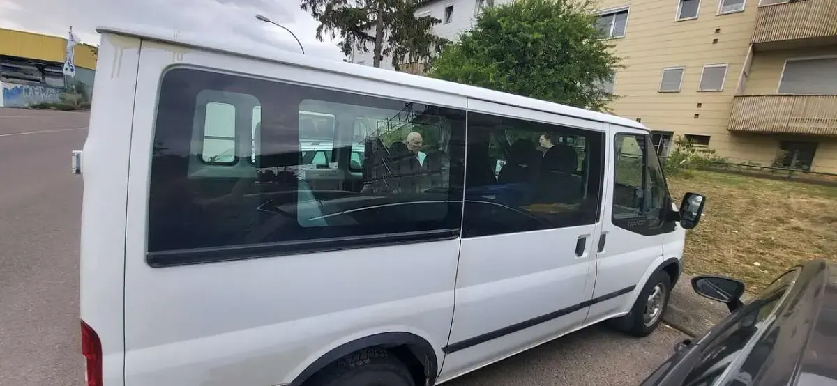 Gebraucht Ford Transit Trend 125 PS (91 kW) 2013 Weiß Pickup