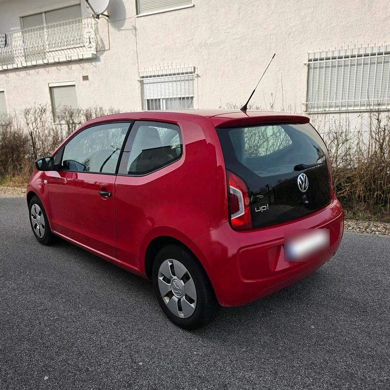 Gebraucht VW up! 60 PS (44 kW) 2012 Rot Kleinwagen