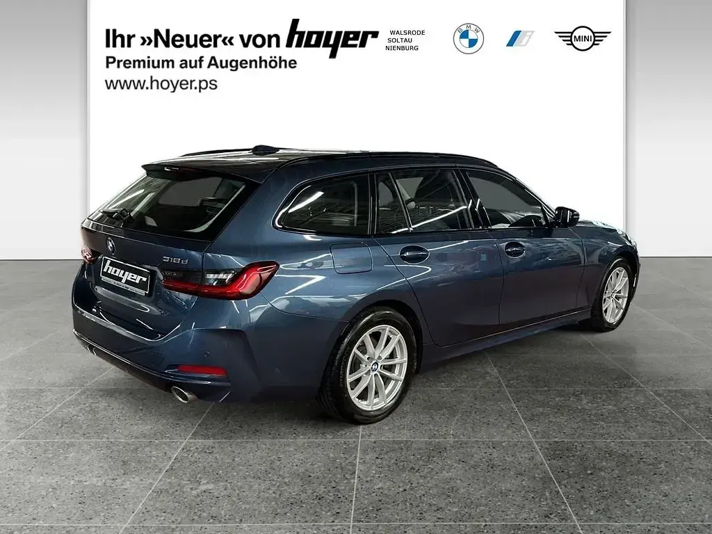 Gebraucht BMW 318 Comfort Edition 150 PS (110 kW) 2025 Arctic race blue Kombi