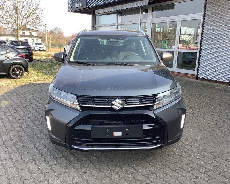 Grau Neu 2025 Suzuki Vitara Comfort SUV | 24.990 € (Superpreis) - Bild 1/4
