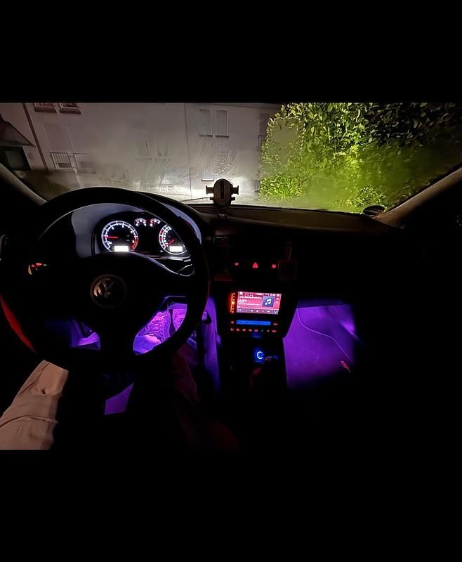 Gebraucht VW Golf IV 130 PS (95 kW) 2002 Silber Kleinwagen