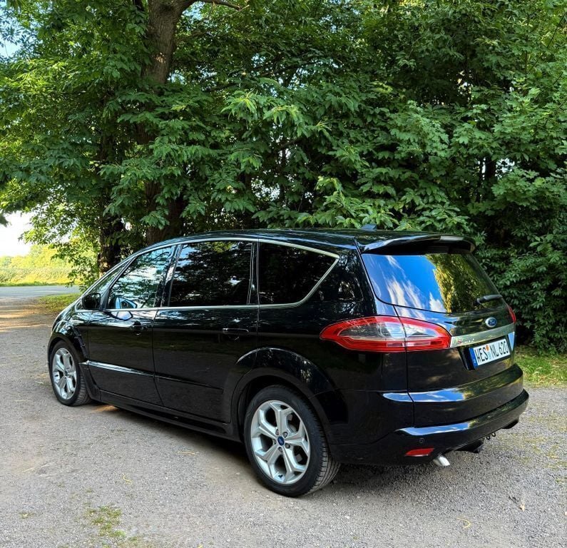 Schwarz Gebraucht 2013 Ford S-MAX Titanium S Van / Kleinbus | 10.500 € (Fairer Preis) - Bild 1/4
