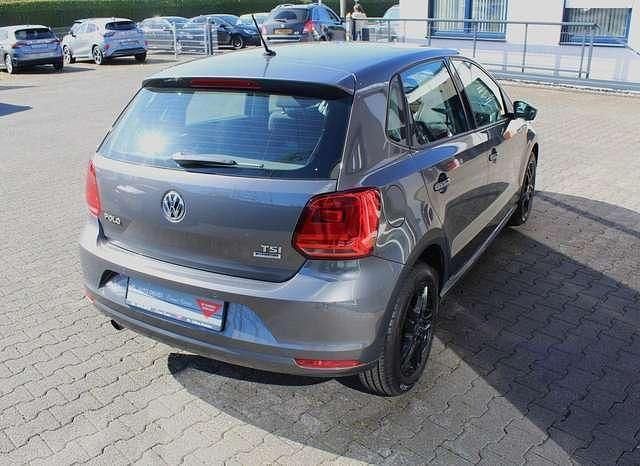 Gebraucht VW Polo Comfortline 90 PS (66 kW) 2017 Grau Limousine