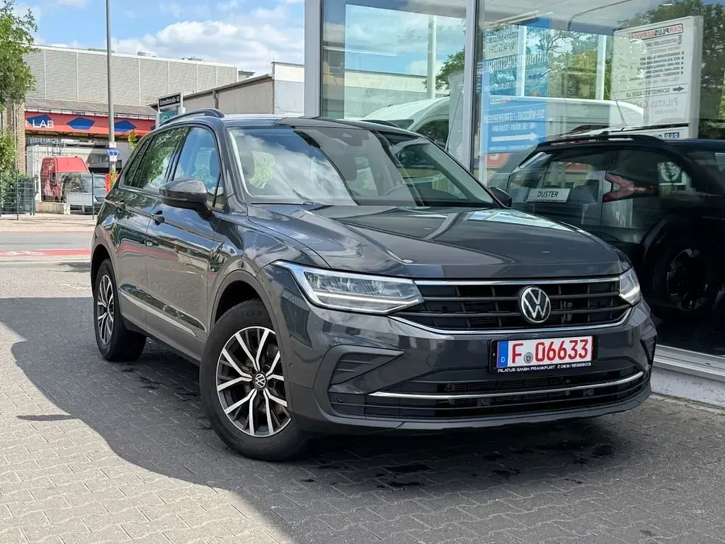 Gebraucht VW Tiguan Life 150 PS (110 kW) 2023 SUV