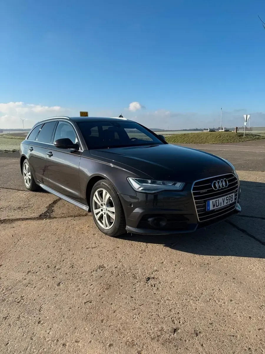 Gebraucht Audi A6 Comfort 218 PS (160 kW) 2017 Grau Kombi