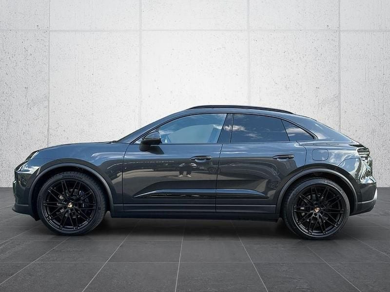 Gebraucht Porsche Macan 264 kW (360 PS) 2025 Vulkangraumetallic SUV