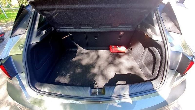 Second-hand Opel Astra 2017 Gri Berlinǎ